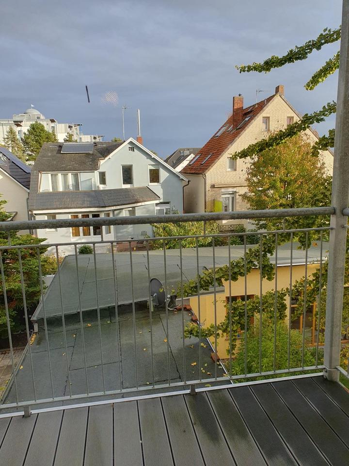 Schöne, helle Altbauwohnung am Meer mit 2 Balkonen – Bild 14