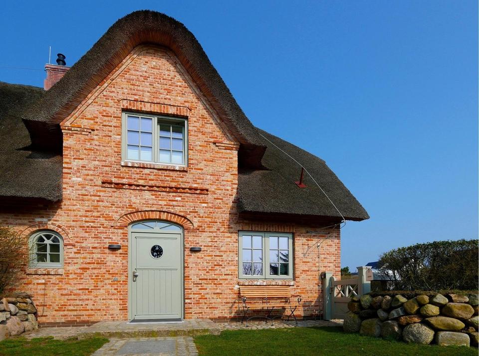 Wohlfühloase unter Reet am Meer – Bild 2