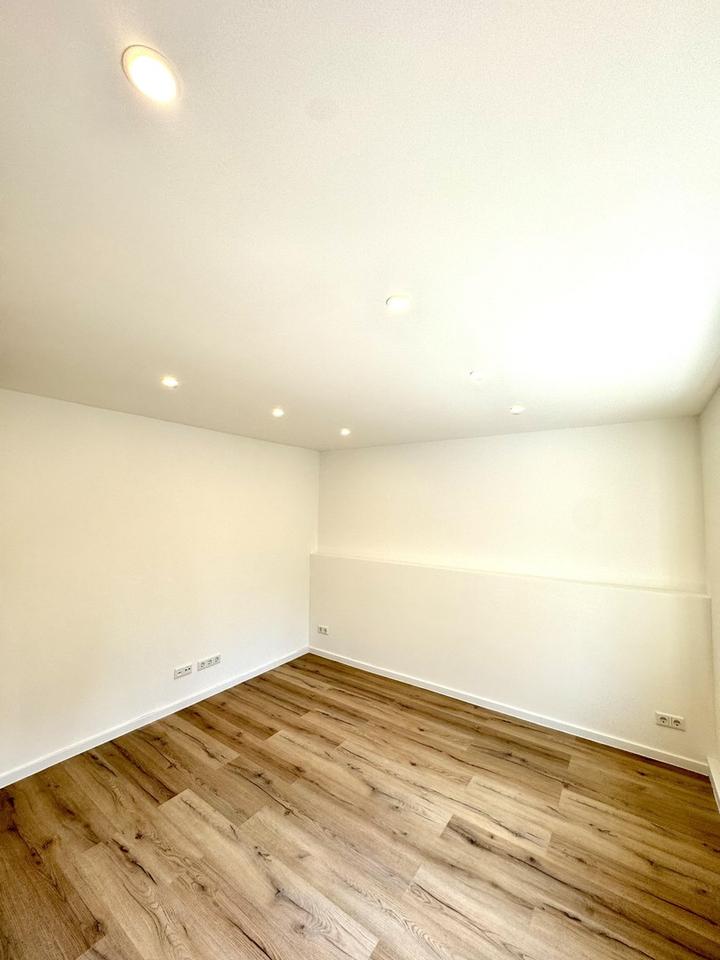 Moderne, große Wohnung mit zwei Bädern- !!! auf Wunsch: Teilbar in zwei Wohnungen!!! – Bild 2