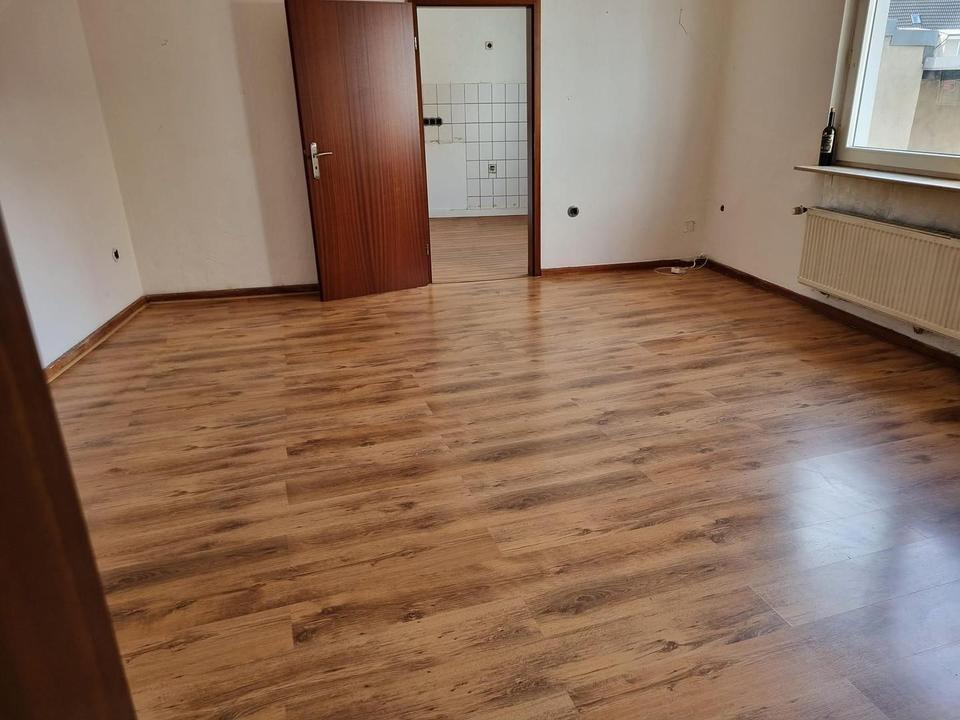 2-Zimmer Wohnung im Zentrum mit Balkon!