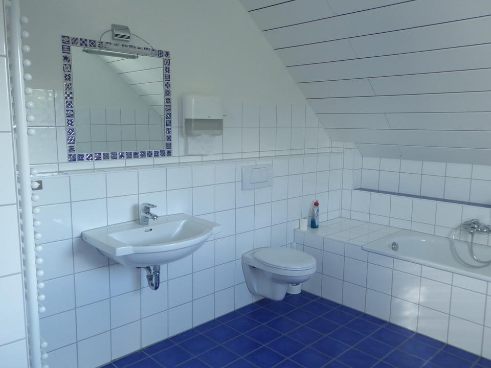 Büroräume kompl. EG +OG, Glasfaser, Freiflächen, Stellplätze – Bild 14