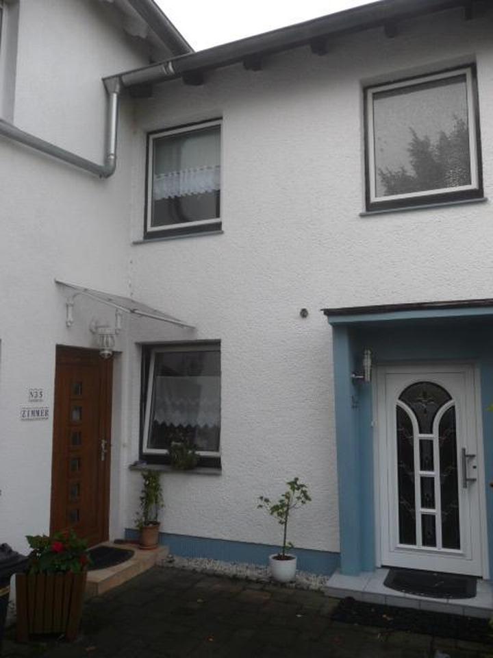 Zweifamilienrheieneckhaus mit 2 Eingängen in Köln Heimersdorf – Bild 8