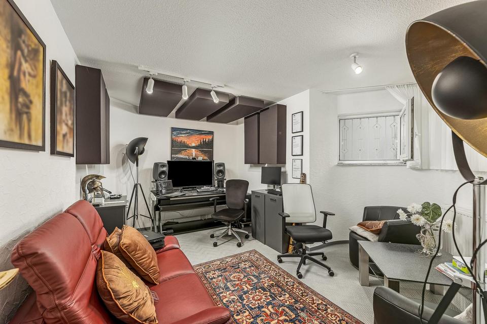 Zentrumsnah & dennoch am Feldrand - exklusive Villa in Eppingen – Bild 20