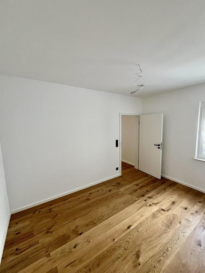 Frisch saniertes Schmuckstück mit Terrasse & Garten - ideal für Singles oder Paare in Top-Lage – Bild 6