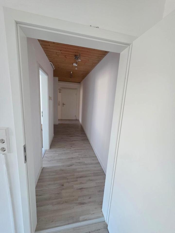 Frisch modernisierte 2-Zimmer-Wohnung – sofort bezugsfrei – Bild 12