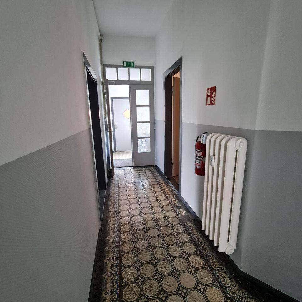 Büro ebenerdig, ruhig, Option auf 2 Pkw - Stellplätze – Bild 36