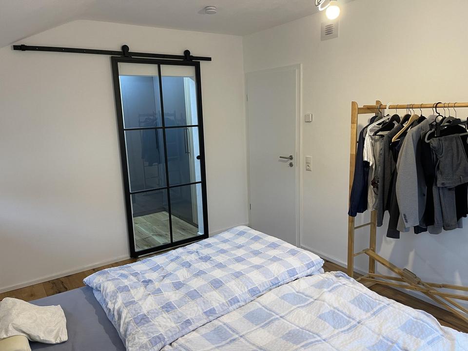 Bezugsfertiger Neubau in wunderschöner Ortsrandlage – Bild 24