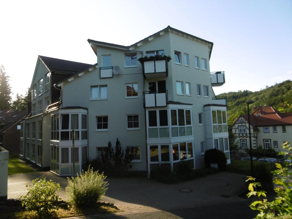 ...ab sofort 1-Zi-Wo.f.sol.berufst./Single/Stud. im 2.OG, Garage möglich!