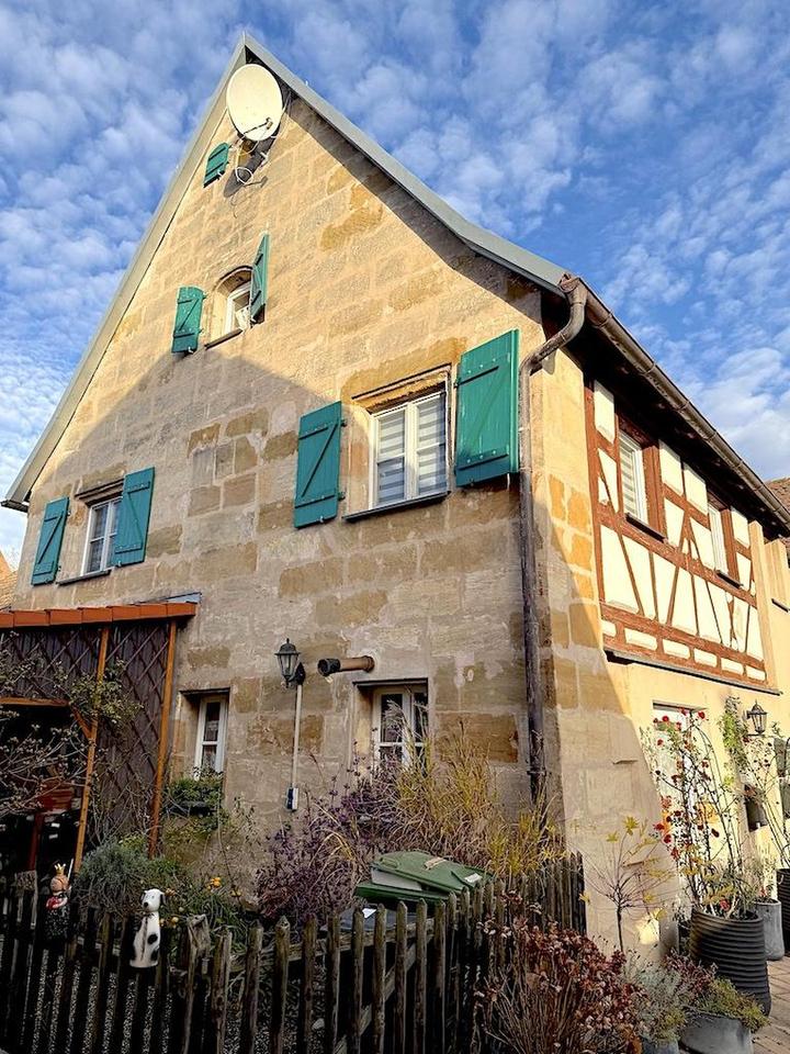 Charmantes Fachwerkhaus mit ausgebautem Dachboden