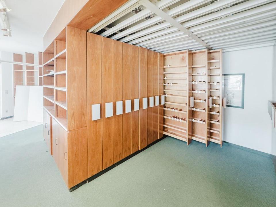 115 m² Ladenlokal (ehem. Apotheke) im EG + 87 m² Lager im Keller – Bild 5