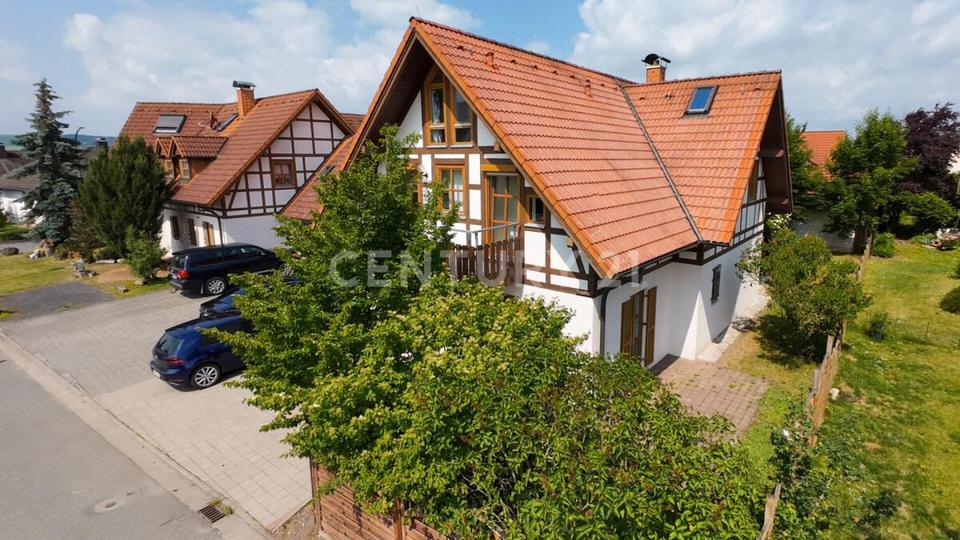 Attraktive Maisonette-Traumwohnung mit Garten in ruhiger Lage zu vermieten