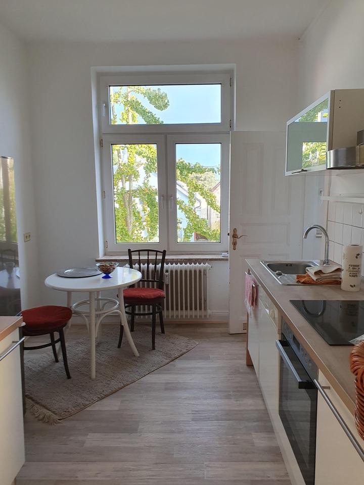 Schöne, helle Altbauwohnung am Meer mit 2 Balkonen – Bild 16