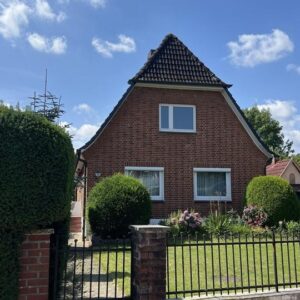 Sanierungsobjekt in Hamburg-Meiendorf - Gestalten Sie ihr Traumhaus für 2 Generationen