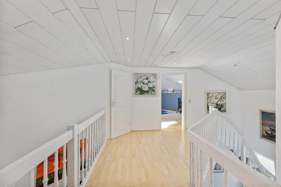 Zentrumsnah & dennoch am Feldrand - exklusive Villa in Eppingen – Bild 11