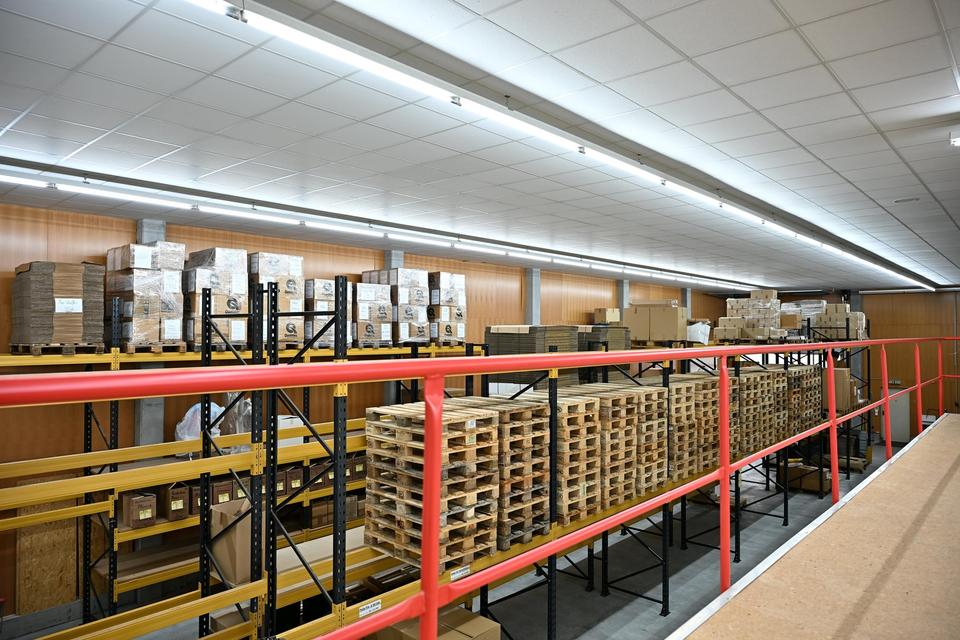 Top Gepflegte Gewerbeimmobile mit großem Gewerbegrundstück – Bild 32