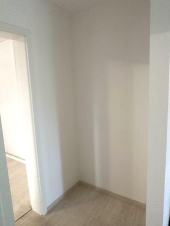 Bezugsfertige moderne Erdgeschosswohnung mit Garten und hochwertige Ausstattung – Bild 17