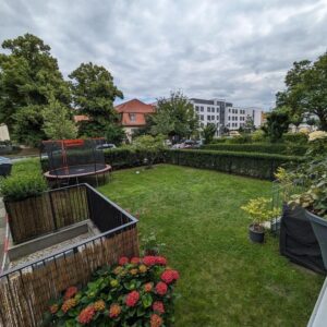 Traumgartenwohnung in Charlottenburg mit 164m2 Garten und 21,05m2 Terrasse, provisionsfrei