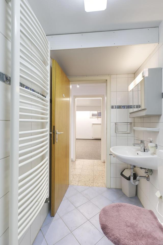 Bungalow mit wunderschönem Garten, Provisionsfrei – Bild 37