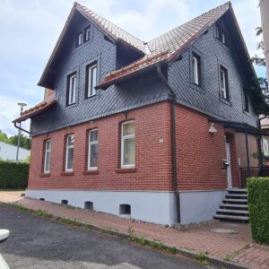 Wohnung in saniertem EFH mit Garten in zentraler Lage in Suhl