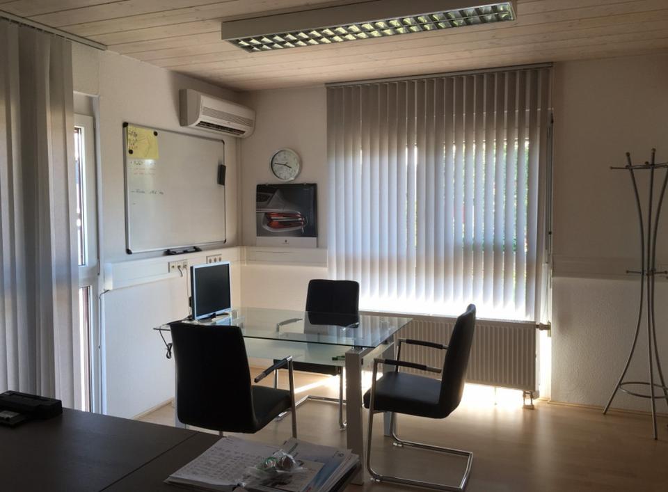 Repräsentative, lichtdurchflutete Büro- / Praxisfläche im Erdgeschoss in Durmersheim – Bild 4