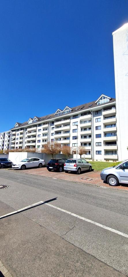 Moderne 4,5-Zimmer Wohnung, Traumhafte Aussicht, Garage, Provisionsfrei! – Bild 7