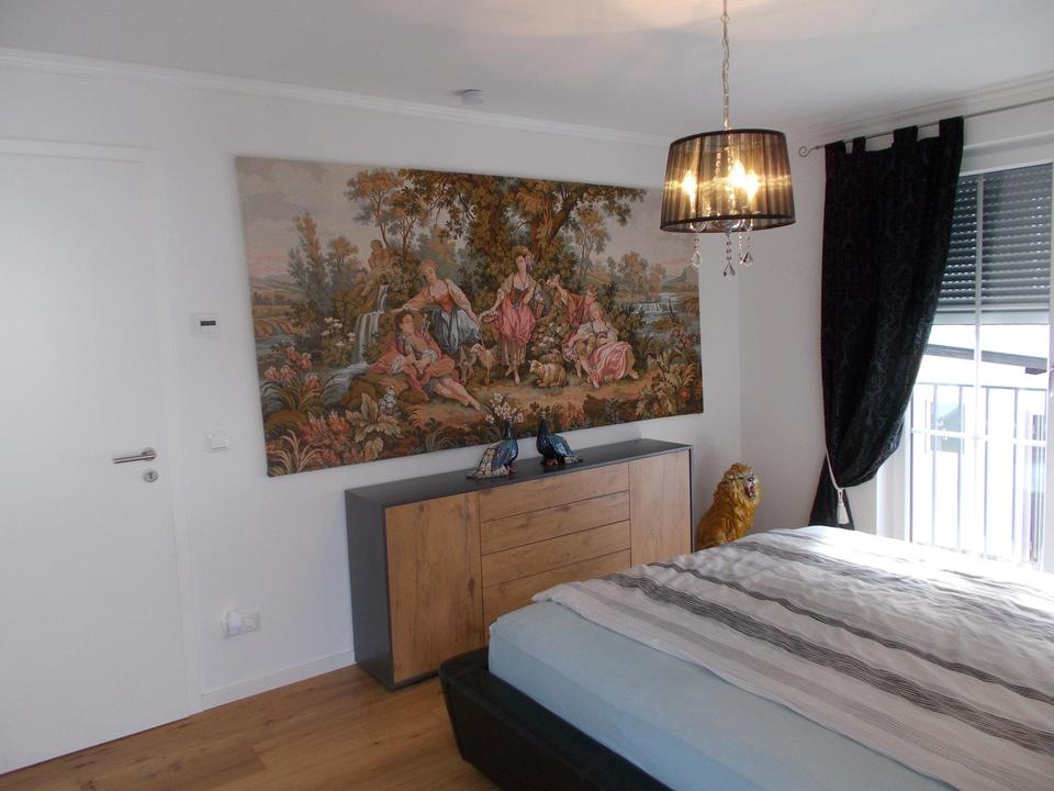 Schönes Walmdach-DHH mit Doppelcarport, zentrale Lage – Bild 36