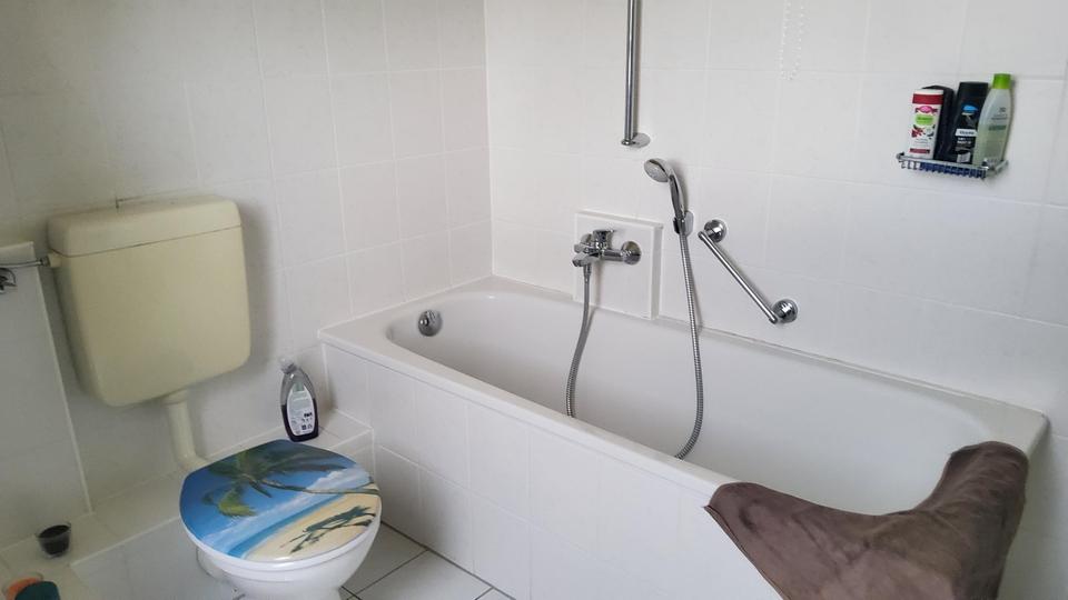 Sehr schöne großzügige 1-Zimmerwohnung mit Wintergarten in grüner und ruhiger Wohnlage zu vermieten – Bild 13