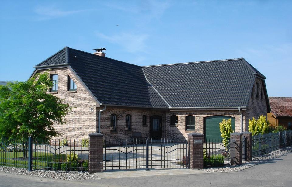 Haus am See, Architektenhaus im Landhausstil