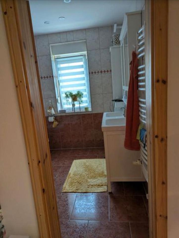 Schönes großes Einfamilienhaus – Bild 10