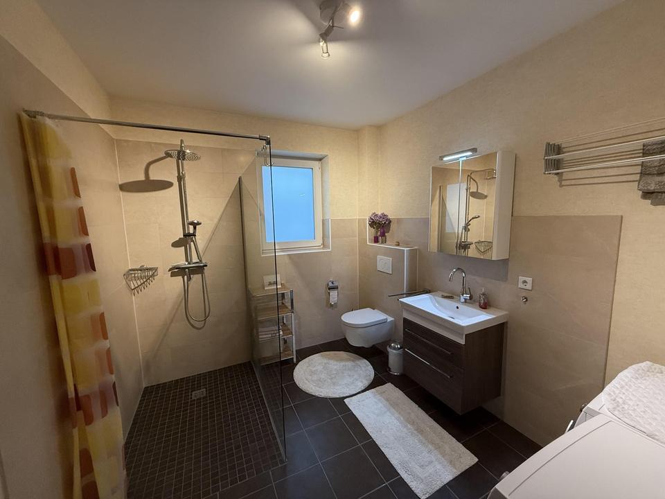 Super energieeffiziente DHH A+ in Toplage mit Traumgarten – Bild 4