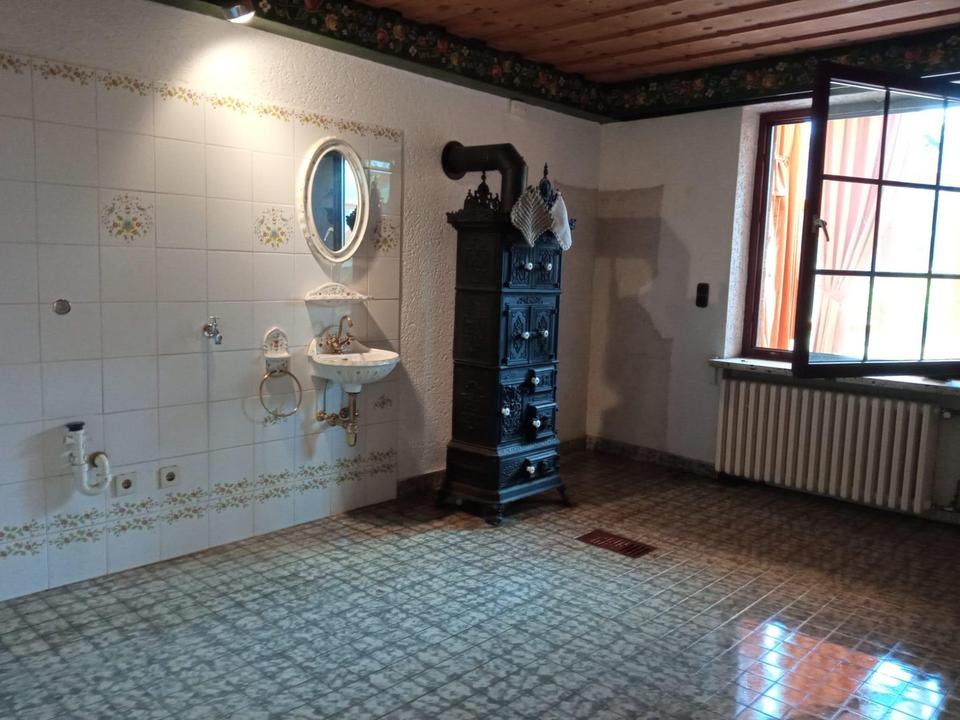 Großes Wohnhaus mit Potential der Umgestaltung - bis zu 3 Whg. - möglich. – Bild 28