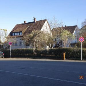 1-2 Familienhaus auf einem 700m² Grundstück