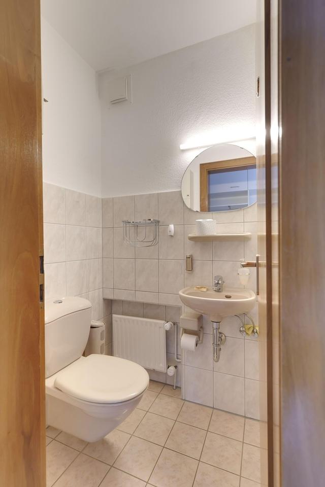 Bungalow mit wunderschönem Garten, Provisionsfrei – Bild 17