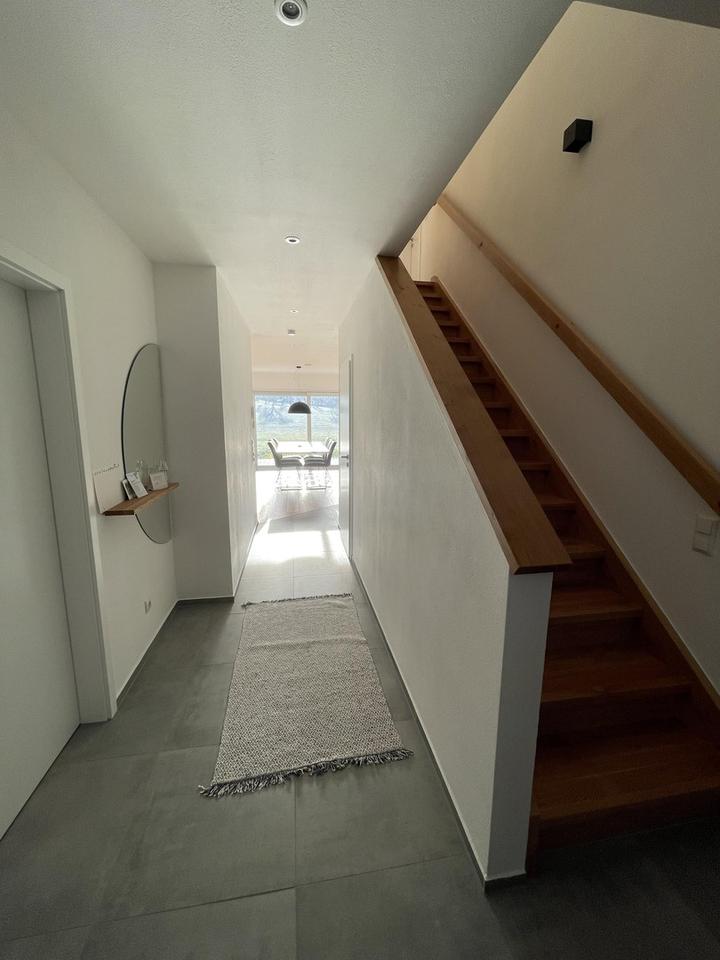 Bezugsfertiger Neubau in wunderschöner Ortsrandlage – Bild 8