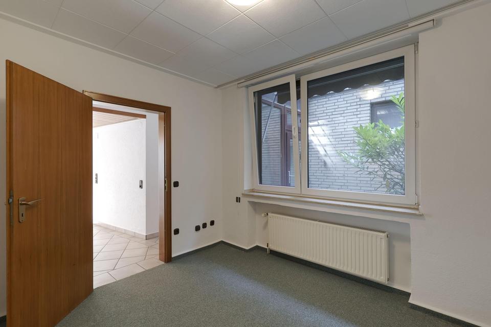 Bungalow mit wunderschönem Garten, Provisionsfrei – Bild 25