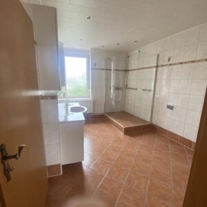 100 m2 4 Zim in Altenburg