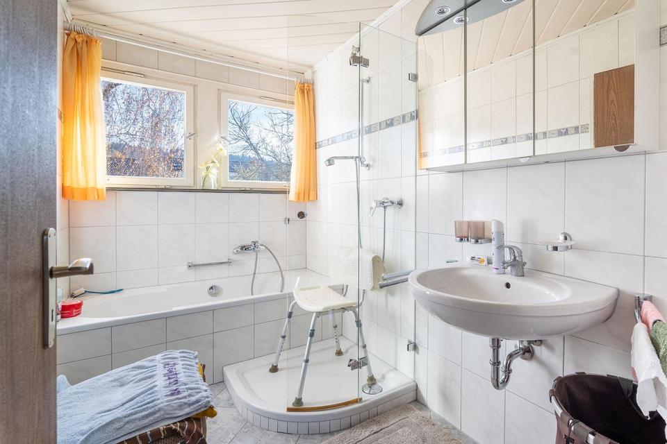 *Provisionsfrei* Großzügiges Wohn- und Geschäftshaus mit 3 Einheiten – Bild 10