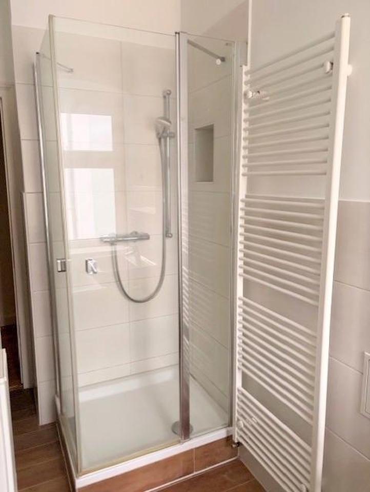 Attraktive 3-Zimmer-Wohnung mit EBK in Eberswalde – 75 m² im 3. OG mit Dielenboden & modernem Bad – Bild 9