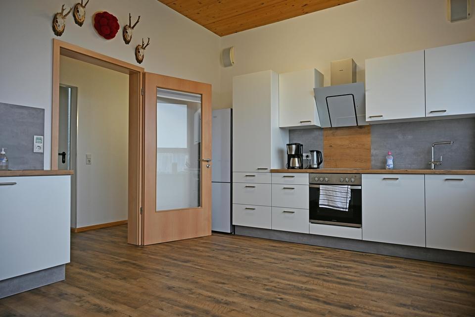 Top Gepflegte Gewerbeimmobile mit großem Gewerbegrundstück – Bild 13