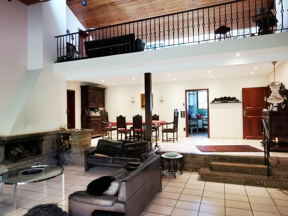 Architektenvilla in begehrter Bestlage von Bergisch Gladbach – Bild 4