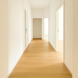 Erstbezug nach Sanierung:  Barrierefrei, hell und komfortabel !