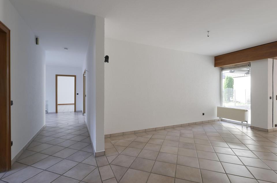 Bungalow mit wunderschönem Garten, Provisionsfrei – Bild 21