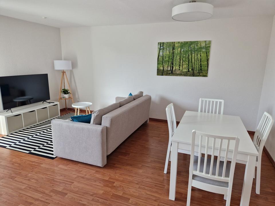 ALL INCLUSIVE Vollständig Möblierte, stilvolle, modernisierte 2 Zimmer-Wohnung in Stuttgart Nord – Bild 4