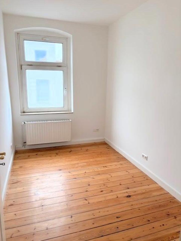 Attraktive 3-Zimmer-Wohnung mit EBK in Eberswalde – 75 m² im 3. OG mit Dielenboden & modernem Bad – Bild 5