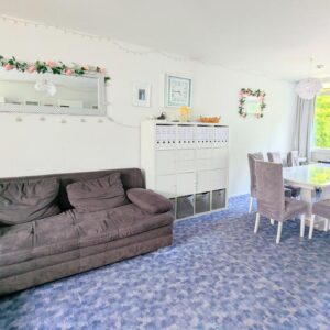 Neuer Preis !! Sonnige 4Zimmer-Wohnung mit 2 Balkonen – ideal für Familien oder Kapitalanleger