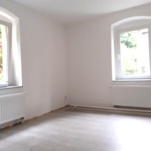 Helle freundliche 4R-Wohnung ruhige Lage, Nähe Döbeln, mit Stellplatz, EBK, Tageslicht-Bad