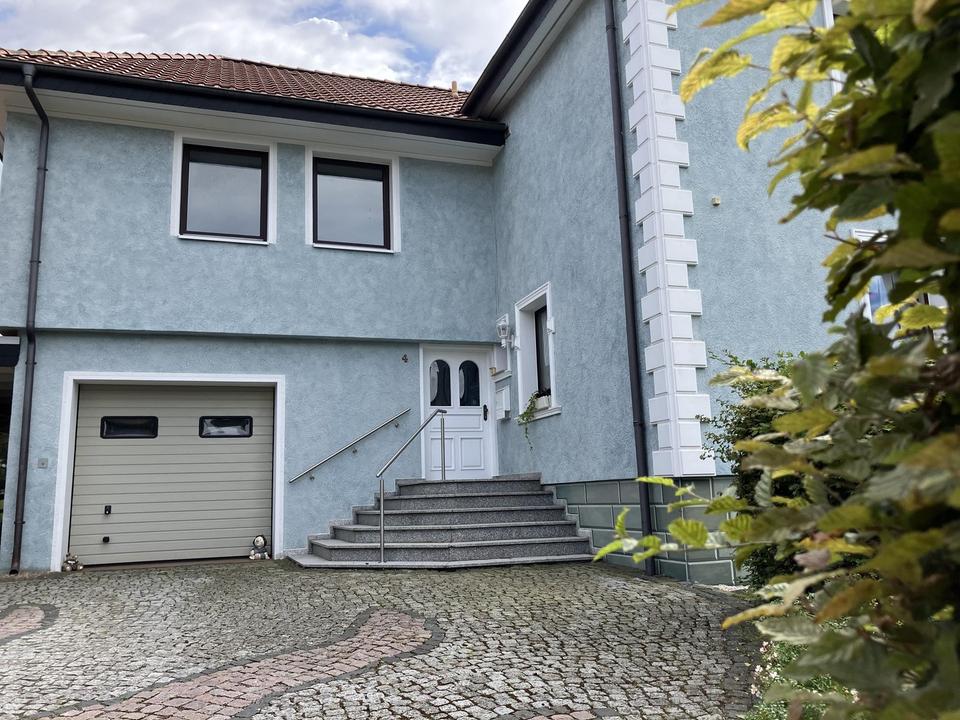 Platzwunder in Aerzen: EFH mit großer Garage, Garten & Ausbaupotenzial – Bild 2