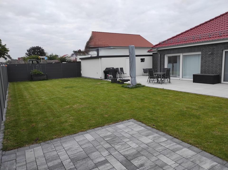 Barrierefreier Bungalow Massivhaus 150 m2 + 60 m2 Terrasse + Doppelgarage 54 m2 – Bild 8