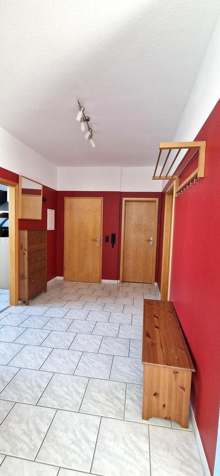 Moderne 4,5-Zimmer Wohnung, Traumhafte Aussicht, Garage, Provisionsfrei! – Bild 14