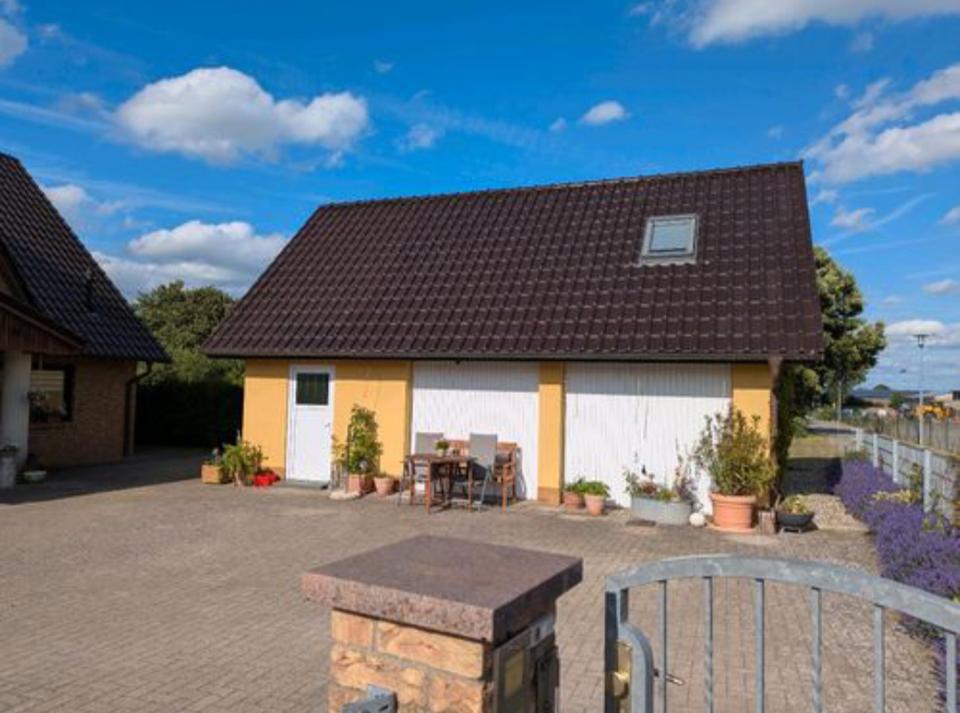 Schönes großes Einfamilienhaus – Bild 3